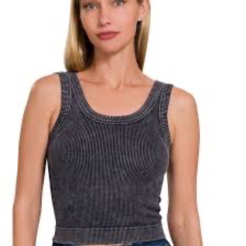 Zenana, STONE WASHED RIBBED SEAMLESS TOP WITH REMOVABLE BRA PADS, L/XL